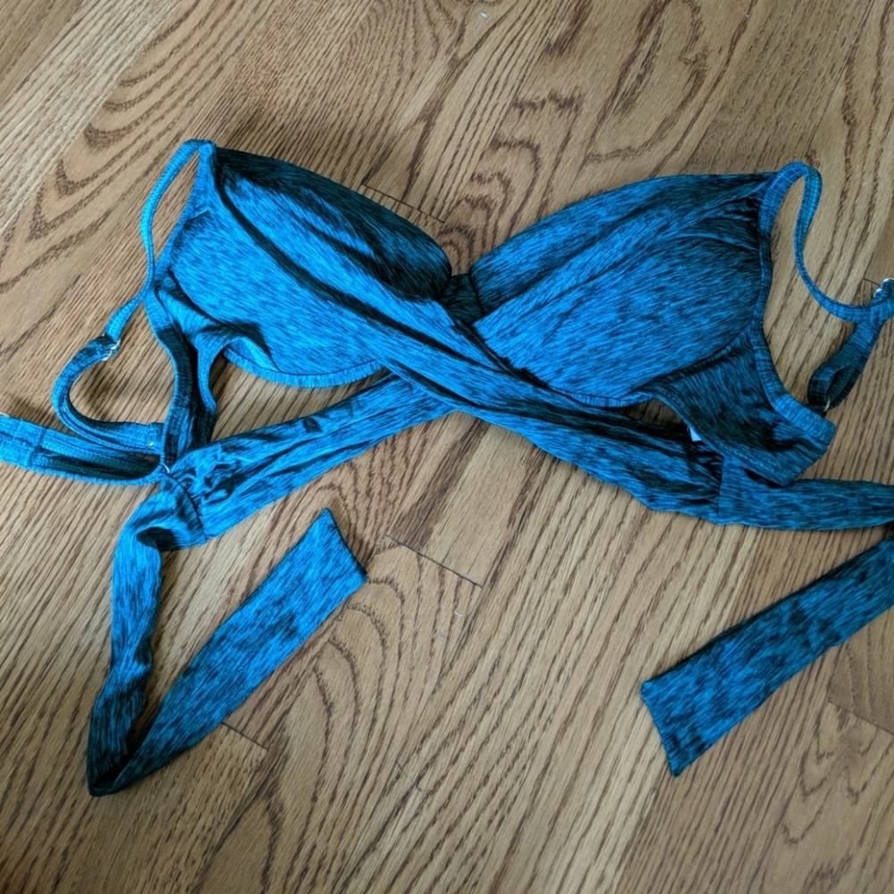Swim top by La Blanca